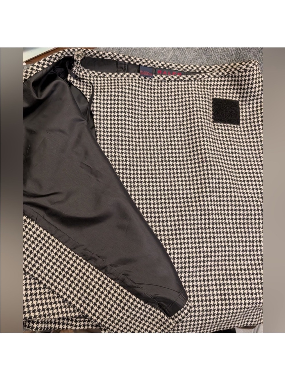 Vintage Ralph by Ralph Lauren Mini Skirt in Black and White houndstooth - Picture 8 of 11